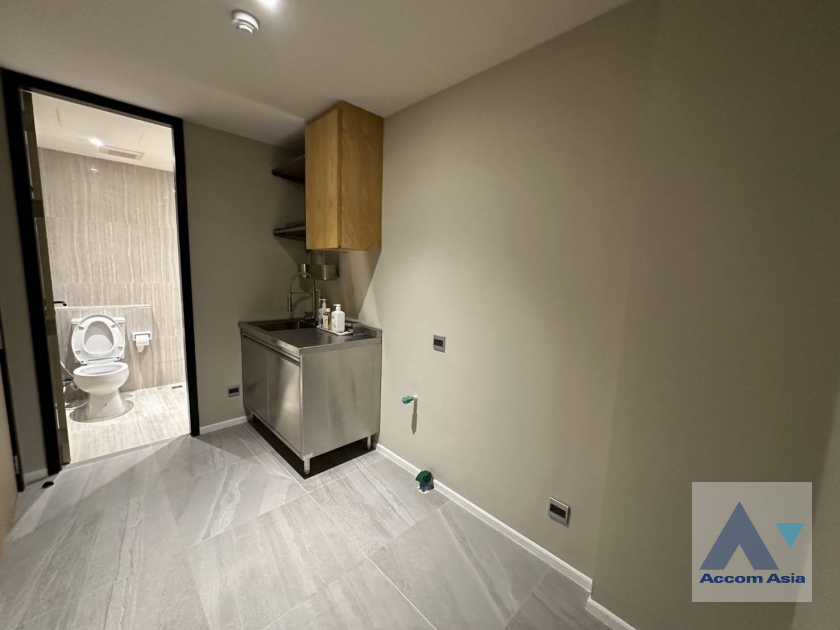 11  4 br Condominium For Sale in Sukhumvit ,Bangkok BTS Phrom Phong at S47 Sukhumvit AA40975