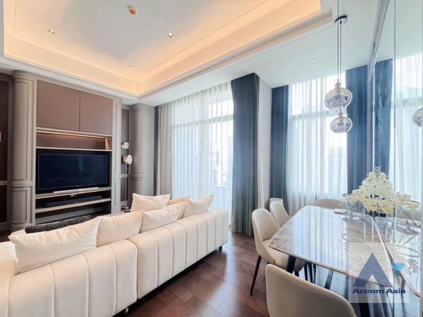  2 Bedrooms  Condominium For Rent in Sukhumvit, Bangkok  near BTS Phrom Phong (AA40978)