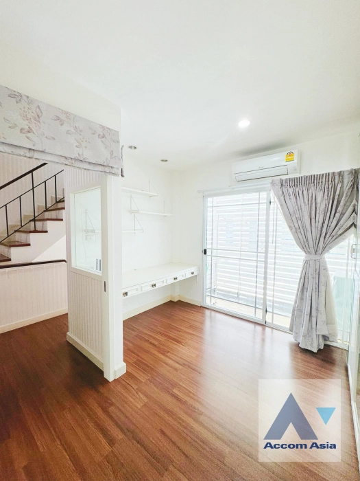 11  3 br Townhouse For Rent in Sukhumvit ,Bangkok BTS Bang Chak at Leon Sukhumvit 62 AA40981