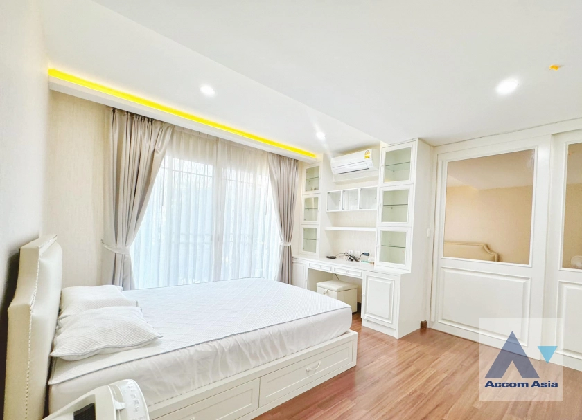 14  3 br Townhouse For Rent in Sukhumvit ,Bangkok BTS Bang Chak at Leon Sukhumvit 62 AA40981