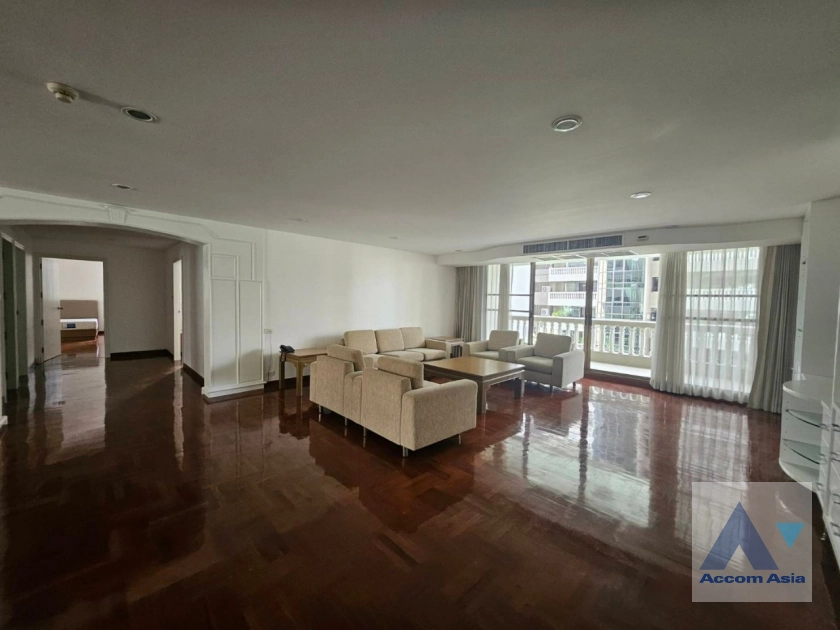 6  3 br Apartment For Rent in Sukhumvit ,Bangkok BTS Phrom Phong at Family Size Desirable AA40990