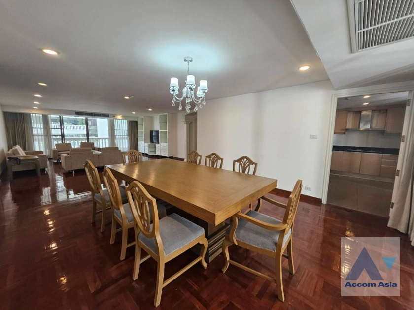 9  3 br Apartment For Rent in Sukhumvit ,Bangkok BTS Phrom Phong at Family Size Desirable AA40990