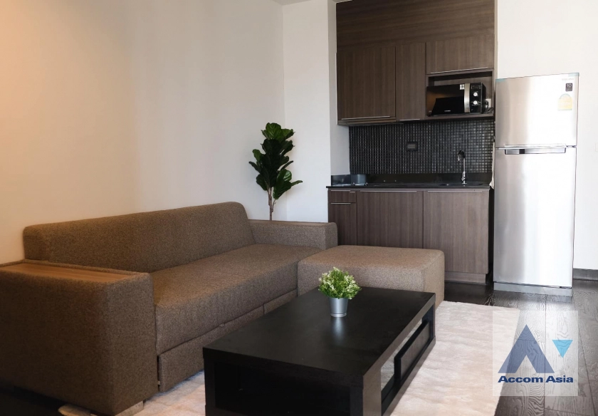  1 Bedroom  Condominium For Rent in Phaholyothin, Bangkok  near BTS Phaya Thai (AA40991)