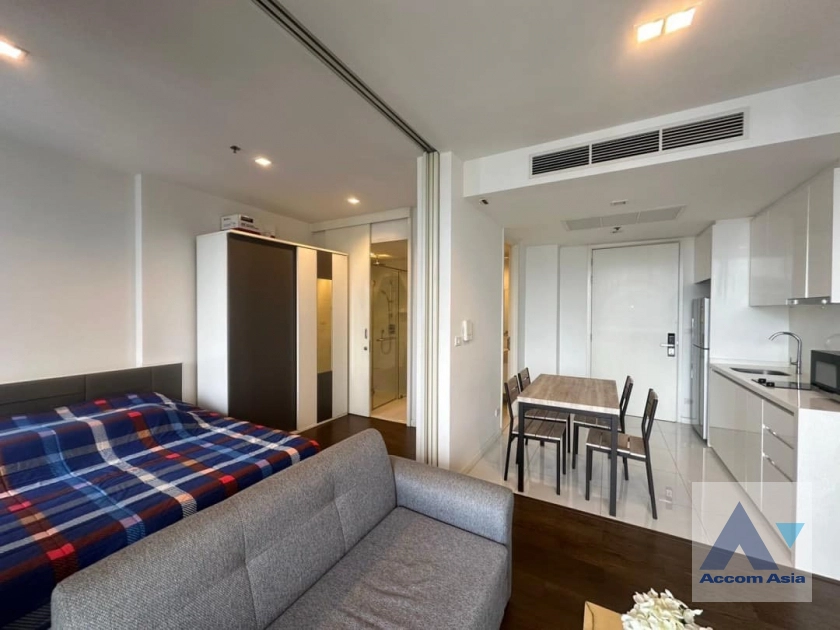  1 Bedroom  Condominium For Sale in Sathorn, Bangkok  near BTS Chong Nonsi - BRT Arkhan Songkhro (AA40992)
