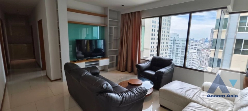  3 Bedrooms  Condominium For Rent in Sukhumvit, Bangkok  near BTS Phrom Phong (AA41003)