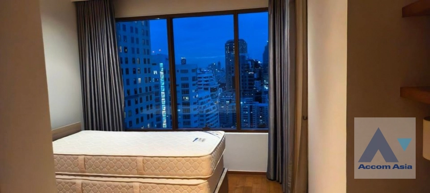 5  3 br Condominium For Rent in Sukhumvit ,Bangkok BTS Phrom Phong at The Emporio Place AA41003