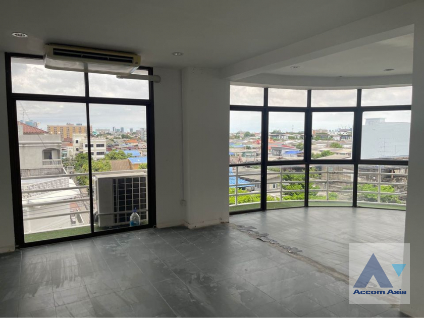  Shophouse For Rent in Sukhumvit, Bangkok  near BTS On Nut (AA41007)