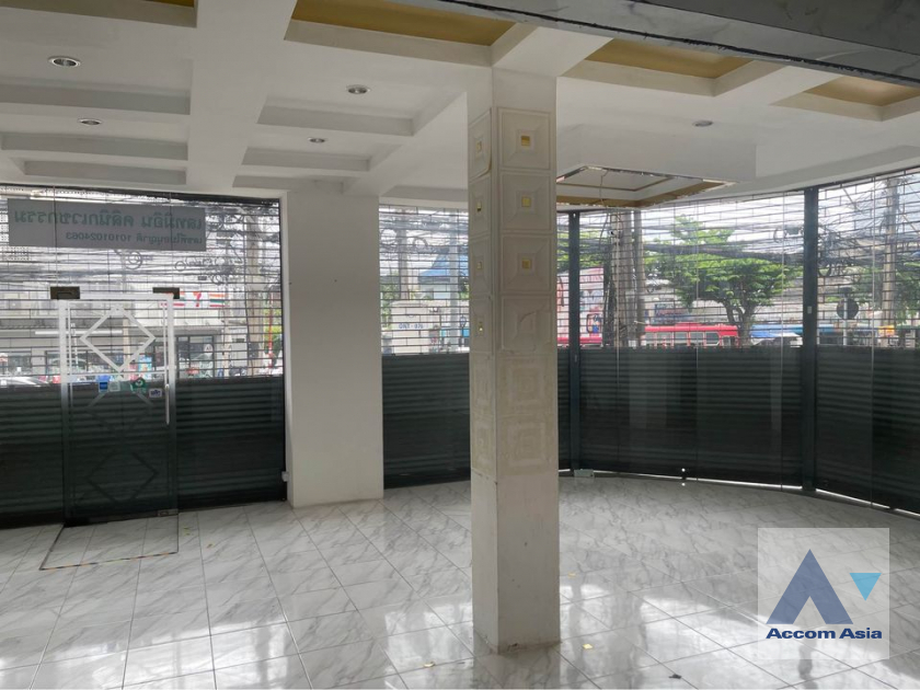 5  Shophouse For Rent in Sukhumvit ,Bangkok BTS On Nut AA41007