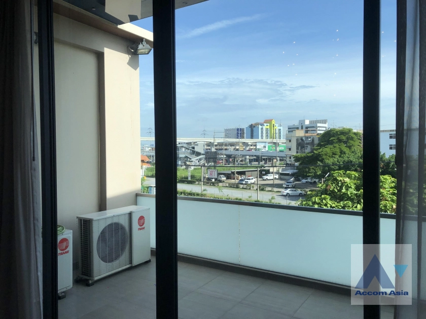 34  4 br House For Sale in pattanakarn ,Bangkok  AA41012