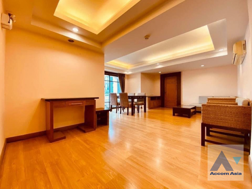  2 Bedrooms  Apartment For Rent in Sukhumvit, Bangkok  near BTS Thong Lo (AA41016)