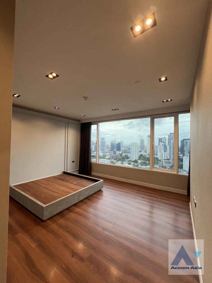 5  3 br Condominium For Sale in Sukhumvit ,Bangkok BTS Thong Lo at Hampton Thonglor 10 AA41017