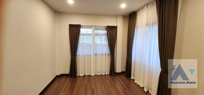 16  4 br House For Sale in Dusit ,Bangkok  at The City Boromratchachonnani-Thawi Watthana  AA41028