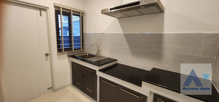 4  4 br House For Sale in Dusit ,Bangkok  at The City Boromratchachonnani-Thawi Watthana  AA41028