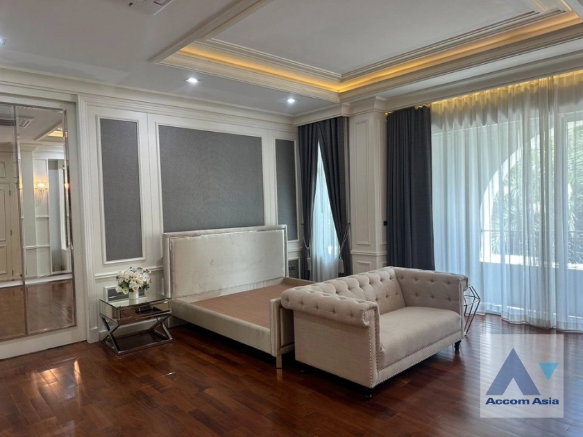 18  5 br House for rent and sale in Pattanakarn ,Bangkok  at Two Grande Monaco Bangna-Wongwaen AA41031