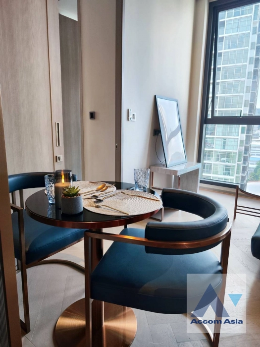  1 Bedroom  Condominium For Rent in Sathorn, Bangkok  near BTS Chong Nonsi (AA41034)