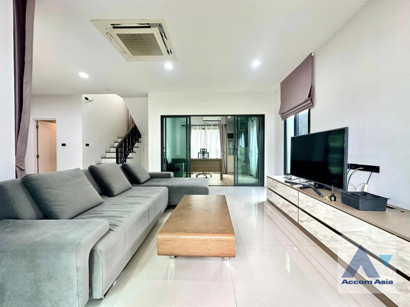  1  3 br House For Sale in Petchkasem ,Bangkok  at Burasiri Rama 2 AA41037