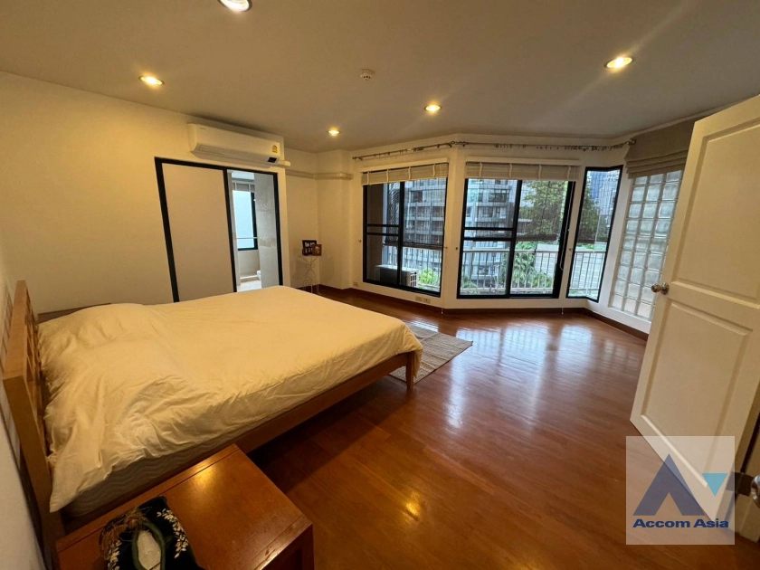 8  3 br Apartment For Rent in Sathorn ,Bangkok BTS Sala Daeng - MRT Lumphini at Secluded Ambiance AA41039