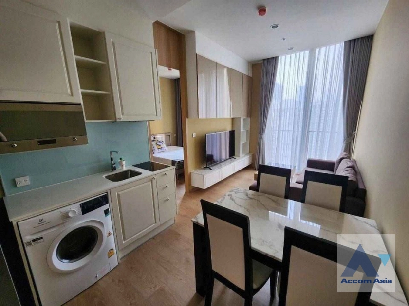  1 Bedroom  Condominium For Rent in Sukhumvit, Bangkok  near BTS Asok - MRT Sukhumvit (AA41048)