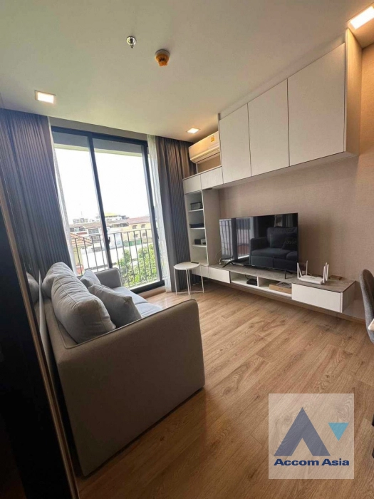  2 Bedrooms  Condominium For Rent in Phaholyothin, Bangkok  near BTS Ari (AA41049)