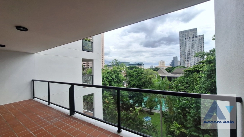 23  3 br Apartment For Rent in Sathorn ,Bangkok BTS Sala Daeng - MRT Lumphini at Children Dreaming Place - Garden AA41050