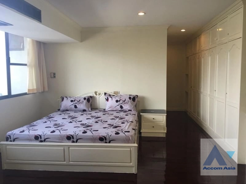 8  4 br Condominium For Sale in Sukhumvit ,Bangkok BTS Ekkamai at Oriental Tower AA41056