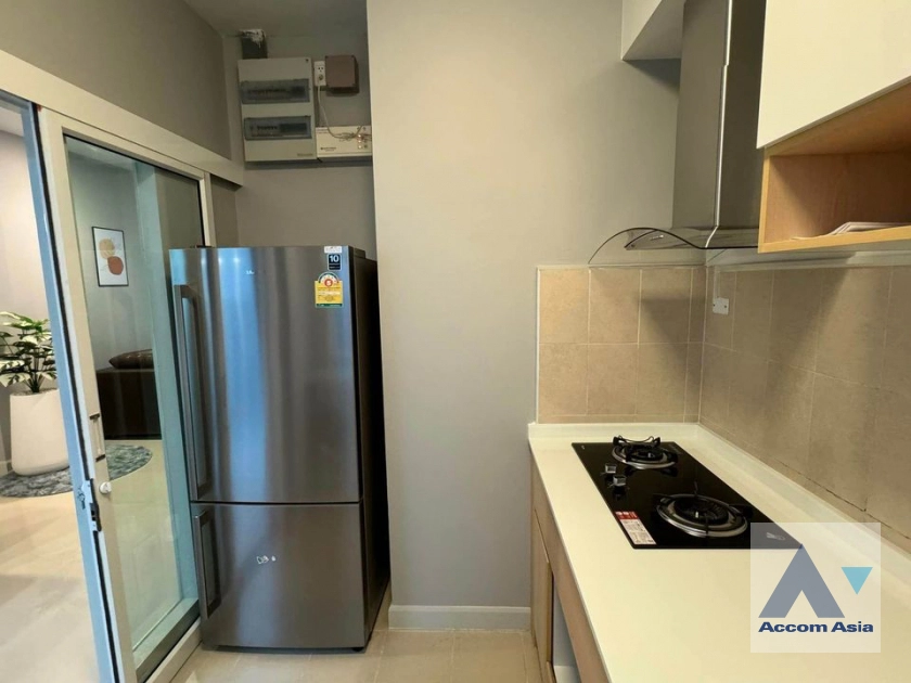 10  3 br Townhouse For Rent in Petchkasem ,Bangkok  at Baan Klang Muang Sathorn-Taksin 2 AA41067