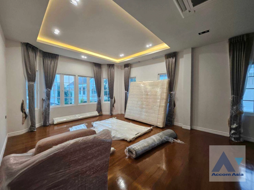 10  4 br House For Rent in Bang Na ,Bangkok BTS Bearing at Fantasia Villa 3  AA41069