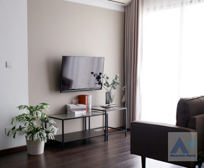 Fully Furnished |  2 Bedrooms  Condominium For Rent in Sukhumvit, Bangkok  near BTS Ekkamai (AA41070)