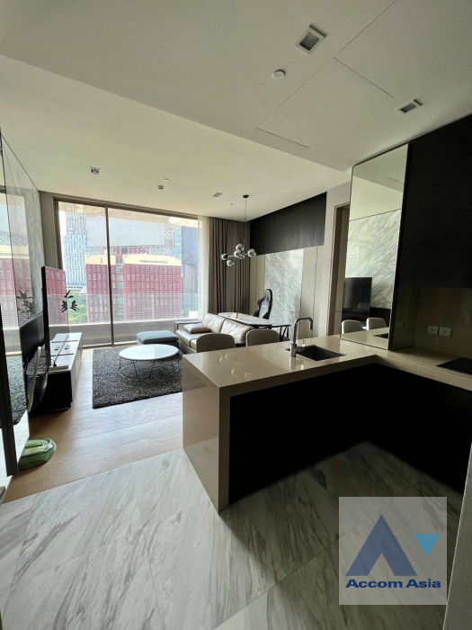  1 Bedroom  Condominium For Rent in Silom, Bangkok  near MRT Lumphini (AA41080)