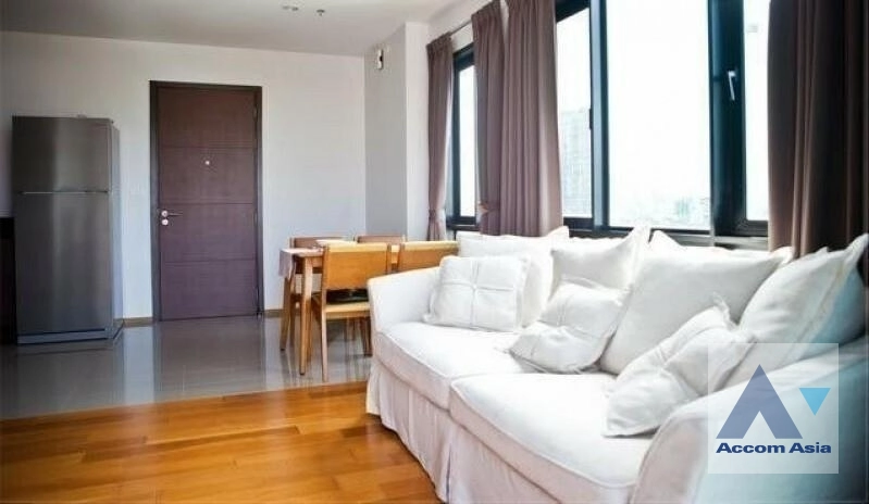  2 Bedrooms  Condominium For Rent in Phaholyothin, Bangkok  near BTS Ari (AA41087)