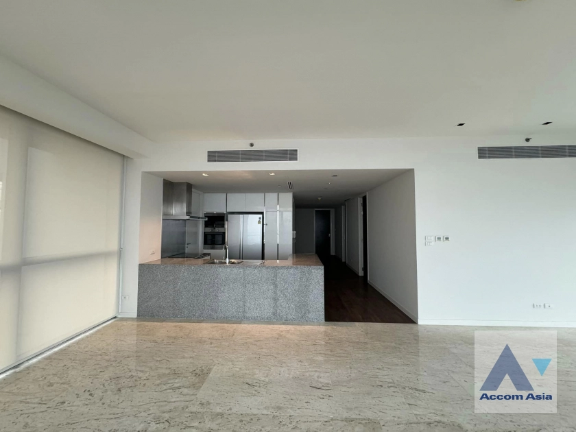  3 Bedrooms  Condominium For Rent in Sathorn, Bangkok  near BRT Wat Dan (AA41091)