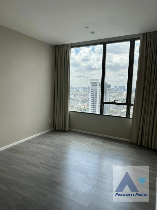  1  1 br Condominium For Sale in Phaholyothin ,Bangkok  at 333 Riverside AA41092