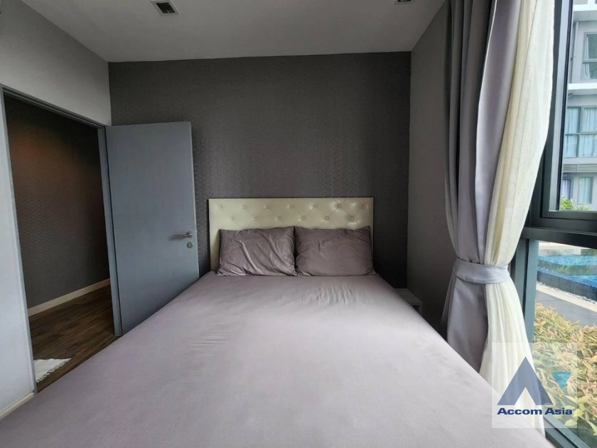  2 Bedrooms  Condominium For Sale in Charoennakorn, Bangkok  (AA41098)