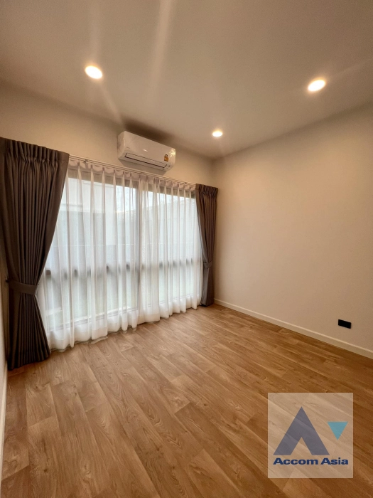 15  4 br House For Rent in Lat phrao ,Bangkok  at Burasiri Krungthepkreetha AA41116