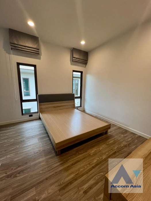 11  4 br House For Rent in Lat phrao ,Bangkok  at Burasiri Krungthepkreetha AA41116