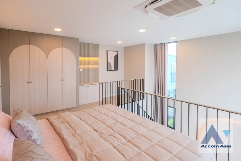 19  4 br House For Rent in Latkrabang ,Bangkok  at VIVE Krungthep Kreetha AA41144