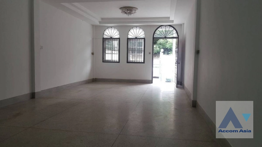  1  4 br Townhouse For Rent in ratchadapisek ,Bangkok MRT Thailand Cultural Center AA41151