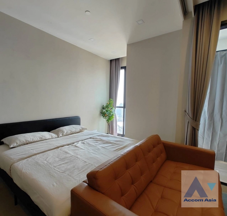  1 Bedroom  Condominium For Rent in Sukhumvit, Bangkok  near BTS Asok - MRT Sukhumvit (AA41152)