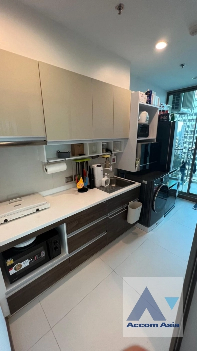  2 Bedrooms  Condominium For Rent in Sukhumvit, Bangkok  near BTS Phrom Phong (AA41166)