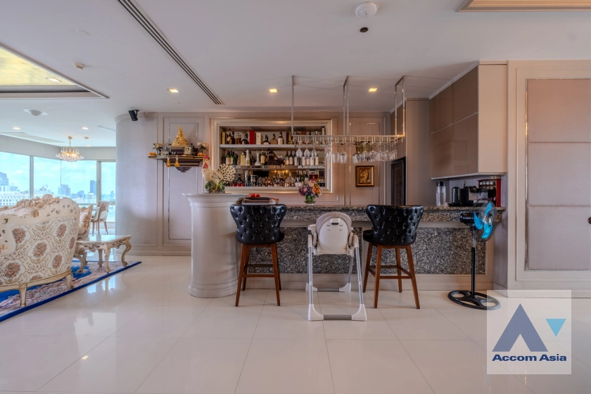 4  3 br Condominium For Rent in Sukhumvit ,Bangkok BTS Asok - MRT Sukhumvit at The Lakes AA41172