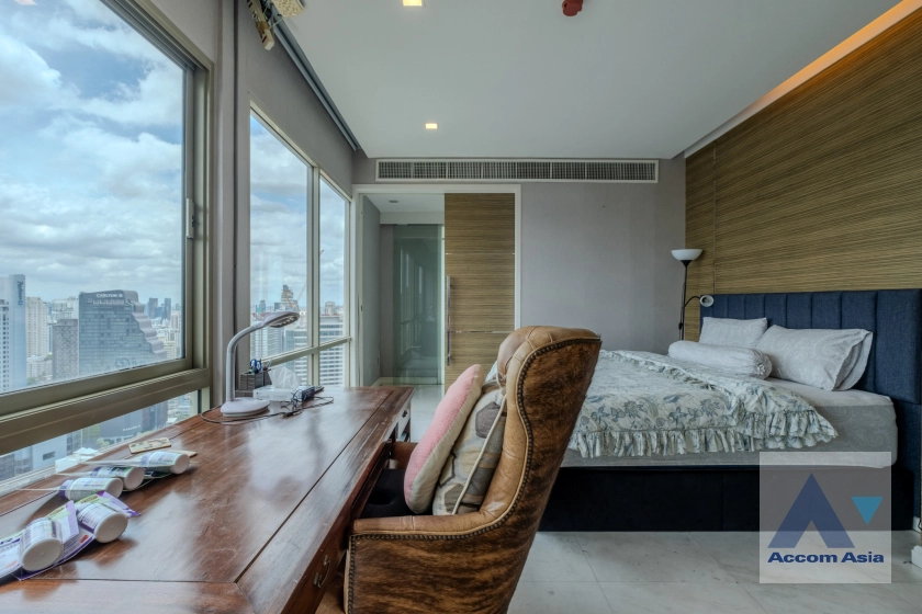 17  3 br Condominium For Rent in Sukhumvit ,Bangkok BTS Asok - MRT Sukhumvit at The Lakes AA41172