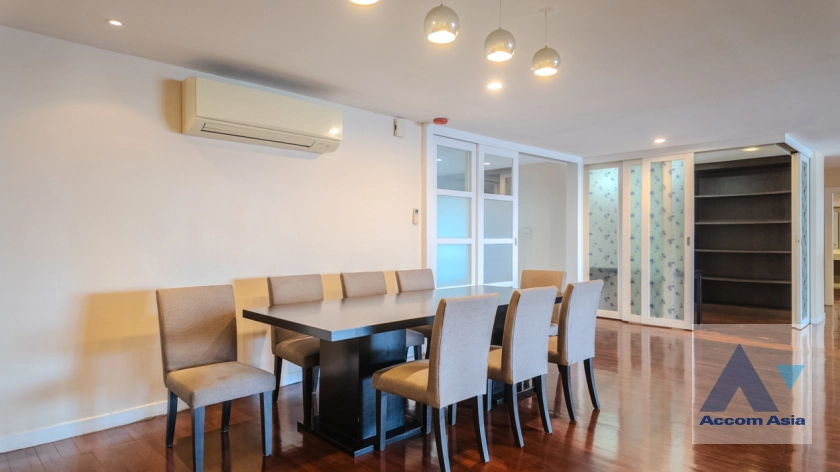 Pet friendly |  3 Bedrooms  Condominium For Rent in Sukhumvit, Bangkok  near BTS Phrom Phong (AA41175)