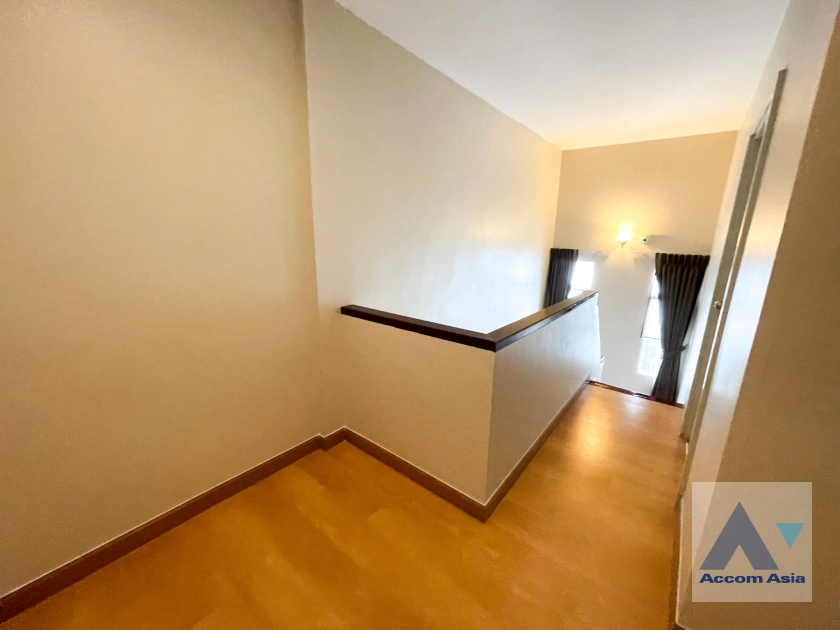 10  3 br Townhouse for rent and sale in Sukhumvit ,Bangkok BTS Bang Chak at Leon Sukhumvit 62 AA41176