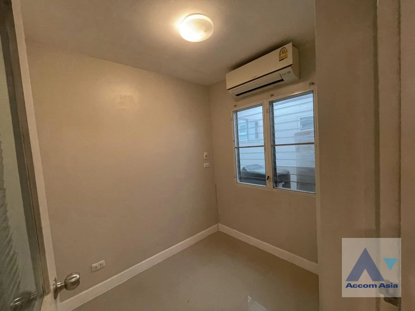 15  3 br Townhouse for rent and sale in Sukhumvit ,Bangkok BTS Bang Chak at Leon Sukhumvit 62 AA41176