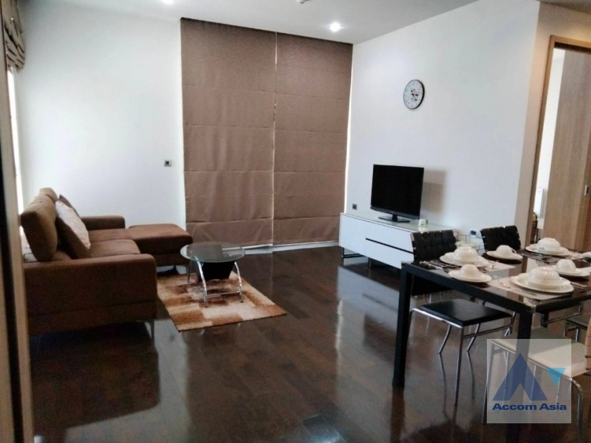  2 Bedrooms  Condominium For Rent in Sukhumvit, Bangkok  near BTS Phrom Phong (AA41187)