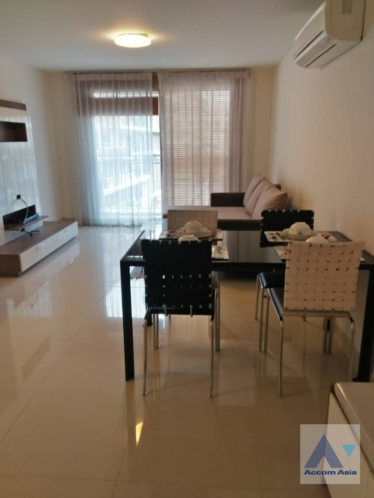 Corner Unit |  2 Bedrooms  Condominium For Rent in Sukhumvit, Bangkok  near BTS Thong Lo (AA41188)