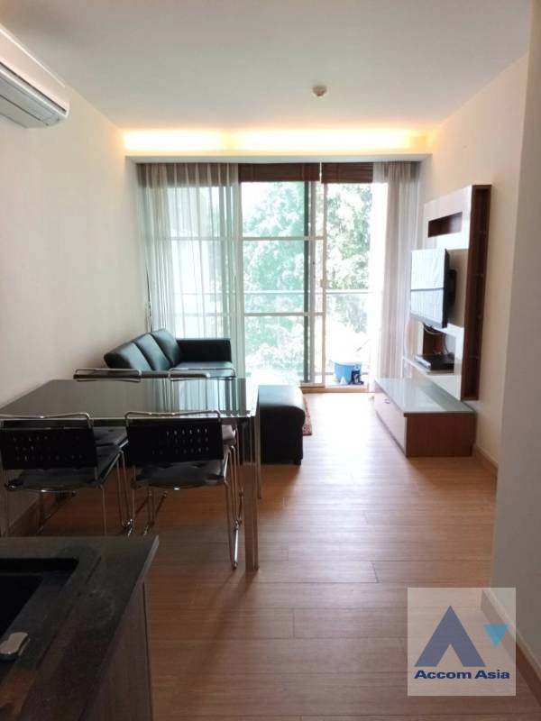  2 Bedrooms  Condominium For Rent in Sukhumvit, Bangkok  near BTS Thong Lo (AA41189)