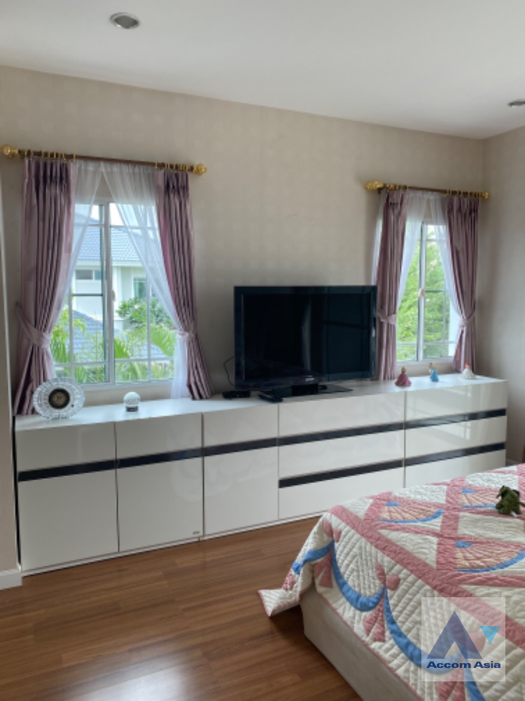 20  3 br House For Rent in Petchkasem ,Bangkok  at Nantawan Sathorn Ratchaphruk AA41190