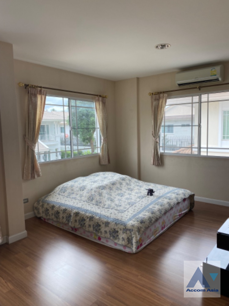 25  3 br House For Rent in Petchkasem ,Bangkok  at Nantawan Sathorn Ratchaphruk AA41190