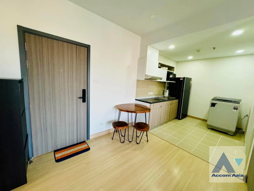 8  2 br Condominium For Sale in Charoennakorn ,Bangkok BTS Wongwian Yai at Supalai Loft Prajadhipok-Wongwian Yai AA41194